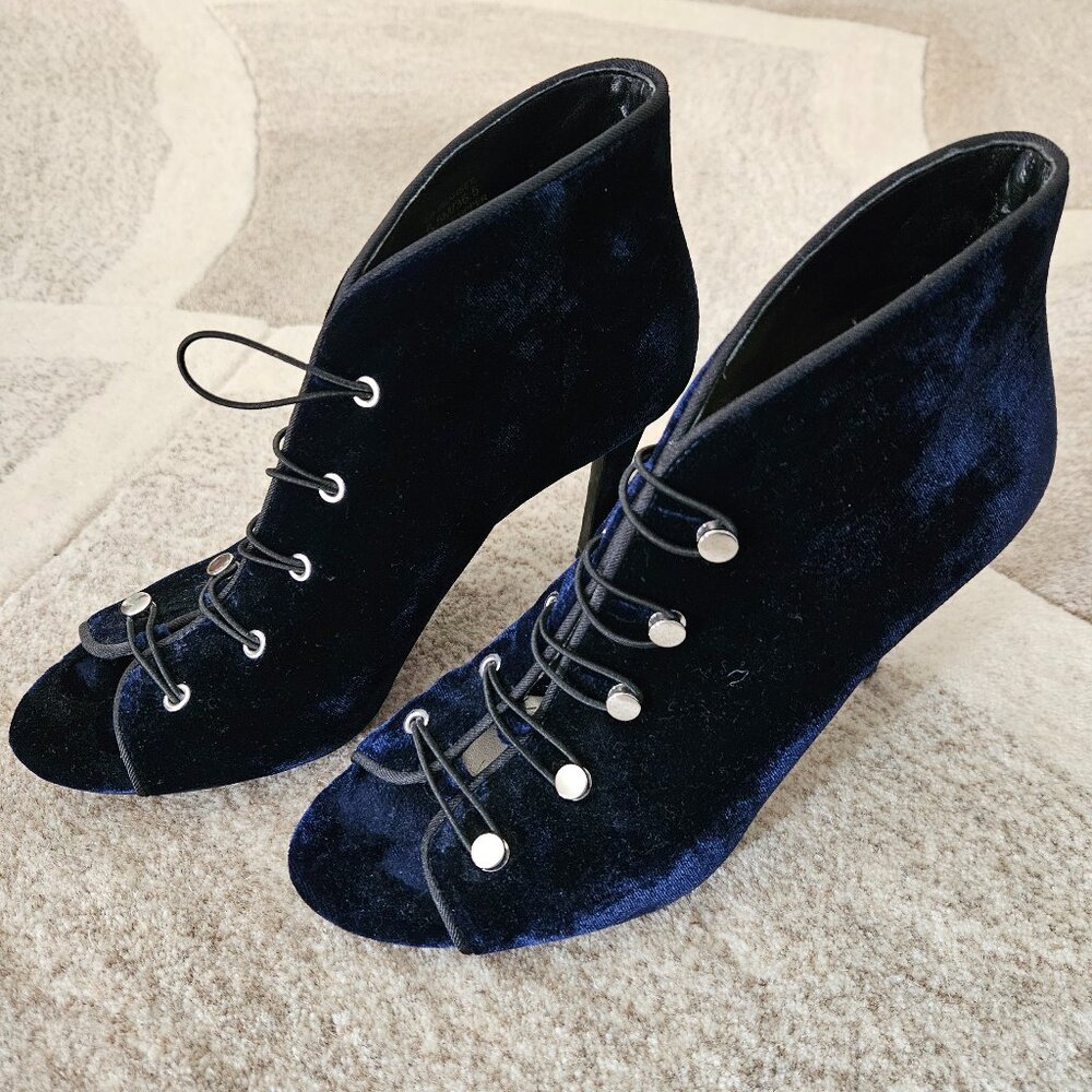 Enzo Angiolini Navy peep toe stiletto booties - size 6.5